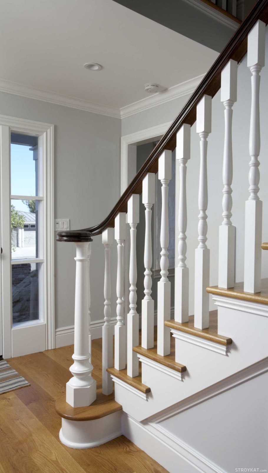 Балясины для лестницы