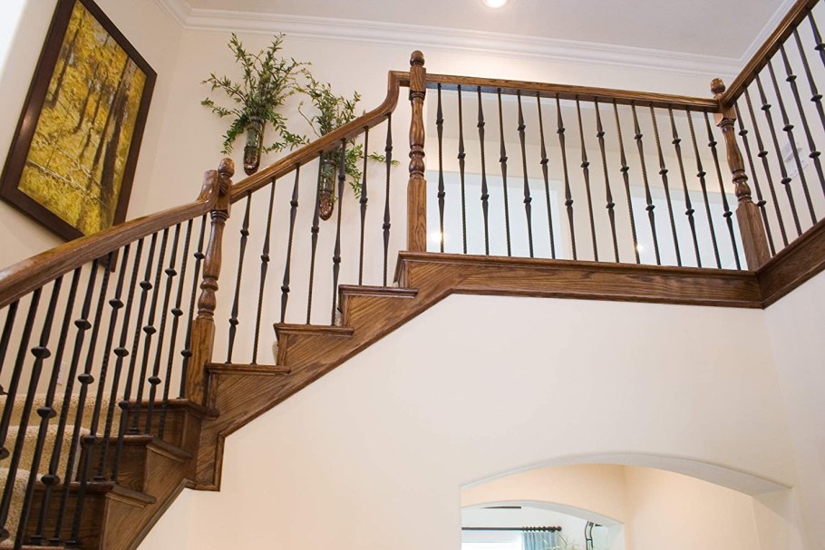 Деревянные балясины для лестниц