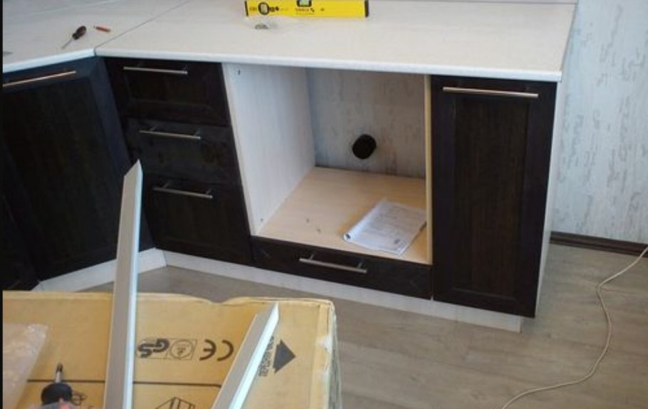 Монтаж встраиваемого духового шкафа