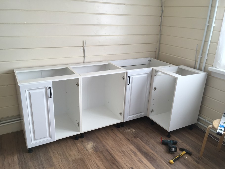 Сборка угловой кухни Леруа Мерлен