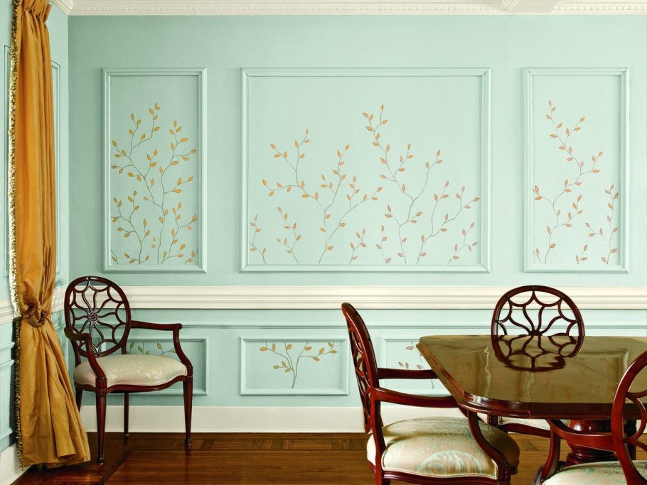 Молдинги для стен