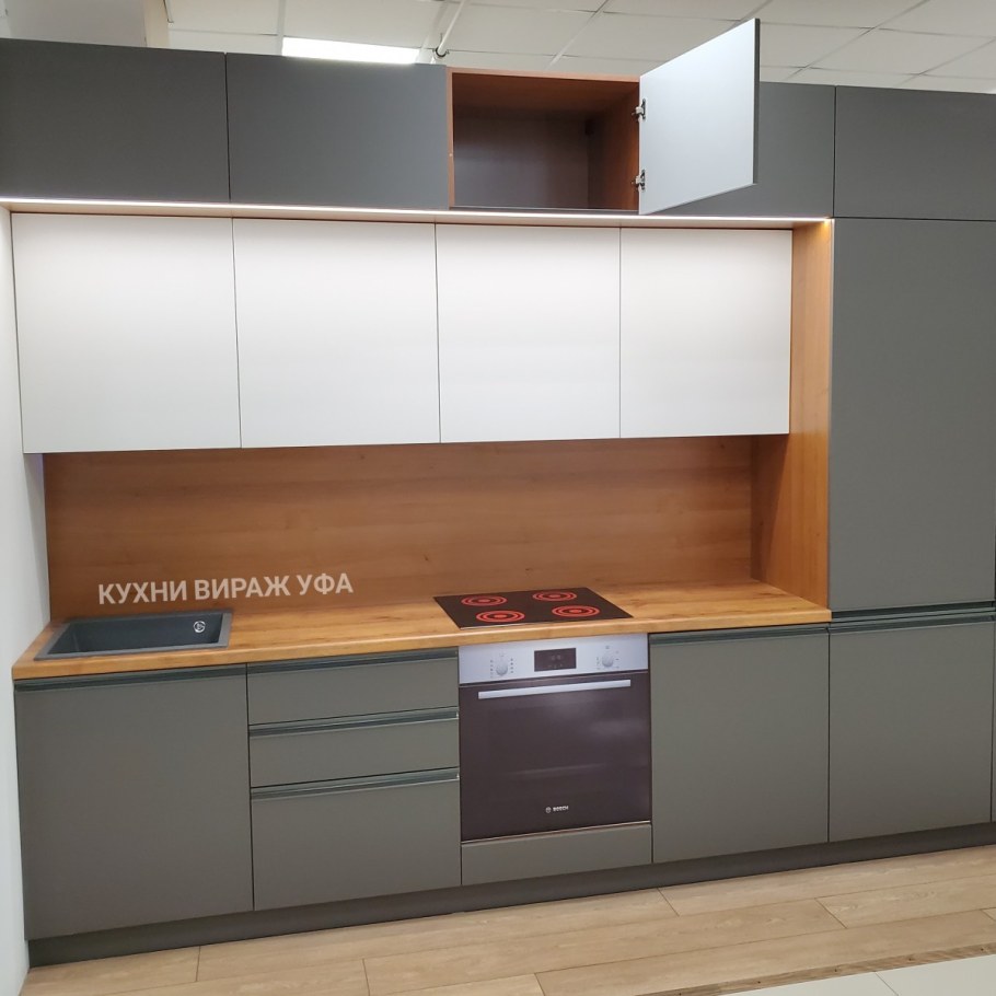 Кухонный гарнитур с антресолями