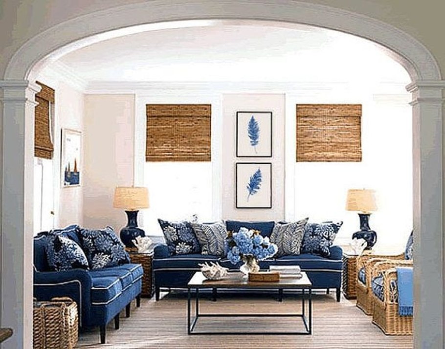 Гостиная в сине бежевых тонах