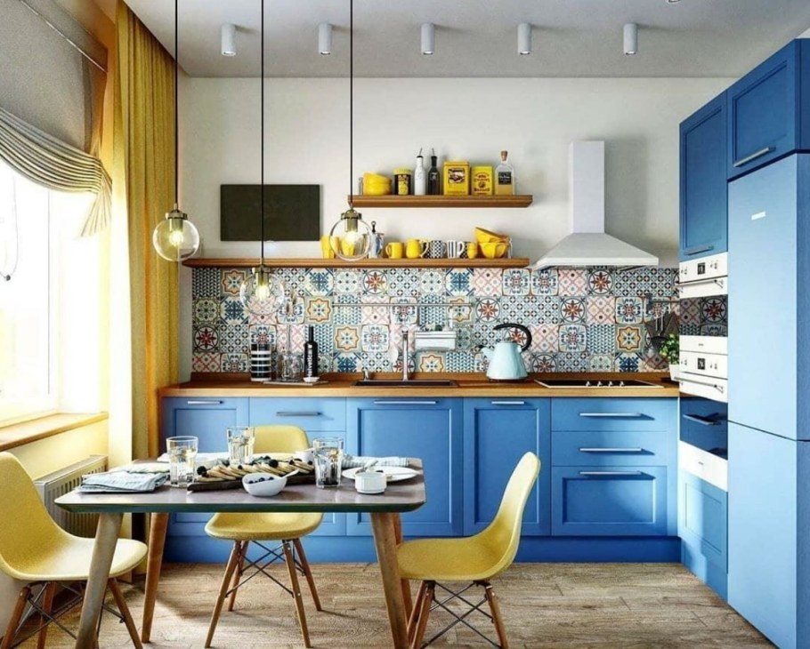 Смняя КУХНЯВ интерьера