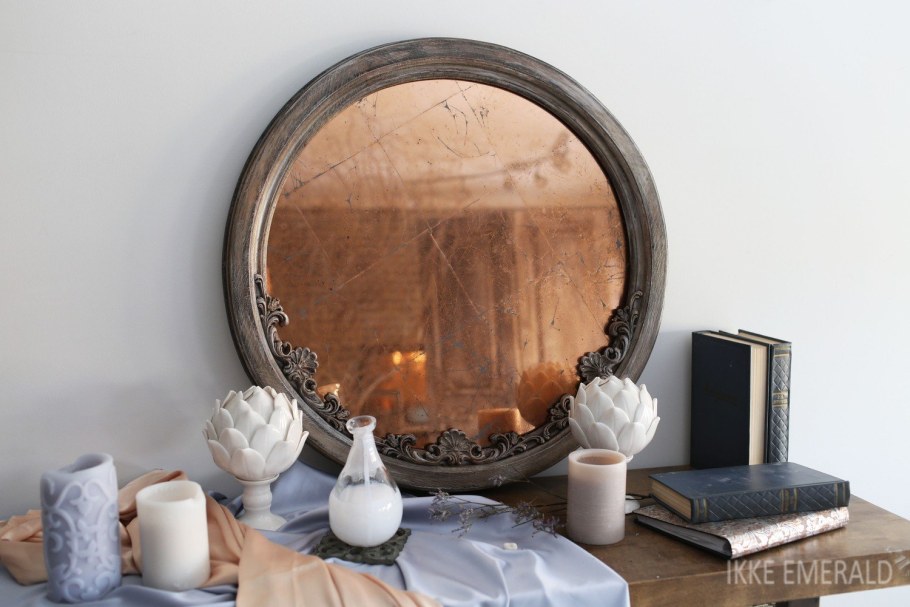 Круглое зеркало в интерьере