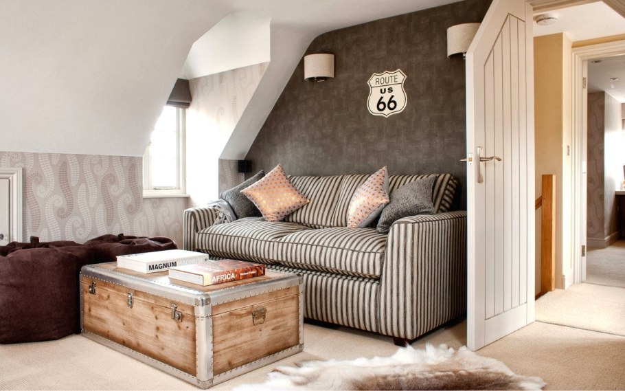 Сундук в интерьере