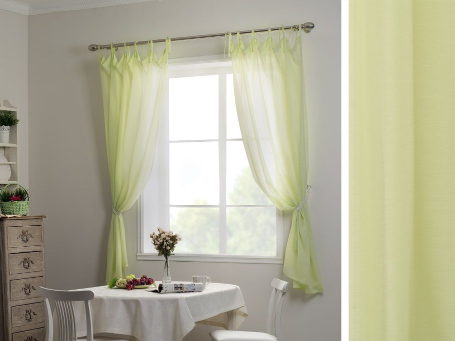 Оливковые шторы на кухню