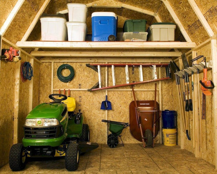 Сарайчик для садового инвентаря