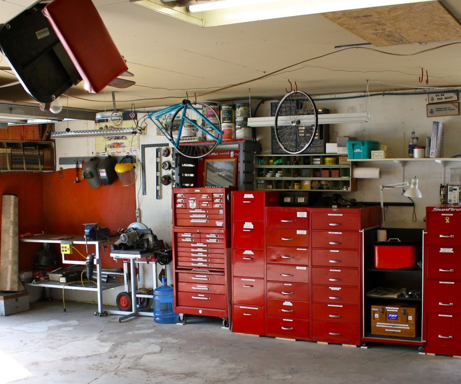 Оборудование для гаража