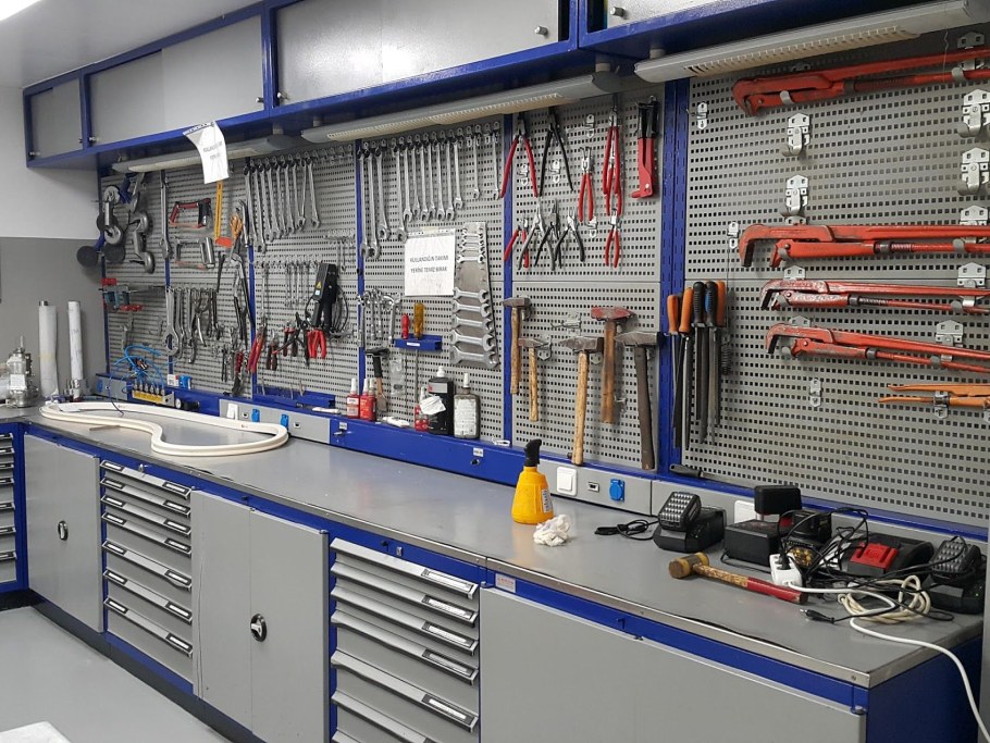 Оборудование для гаража