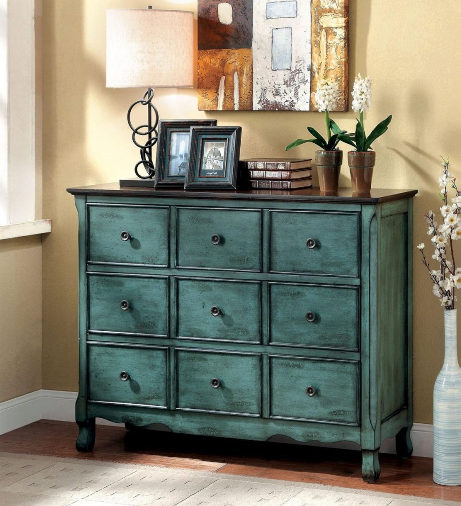 Комод в стиле Винтаж