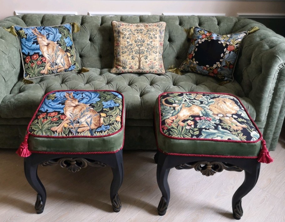 Винтажный пуфик