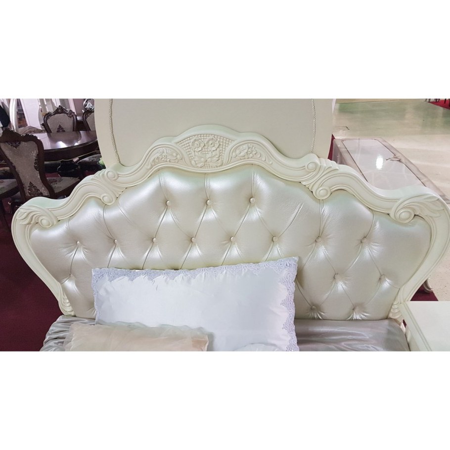 Спальный гарнитур Лючия светлая Шатура