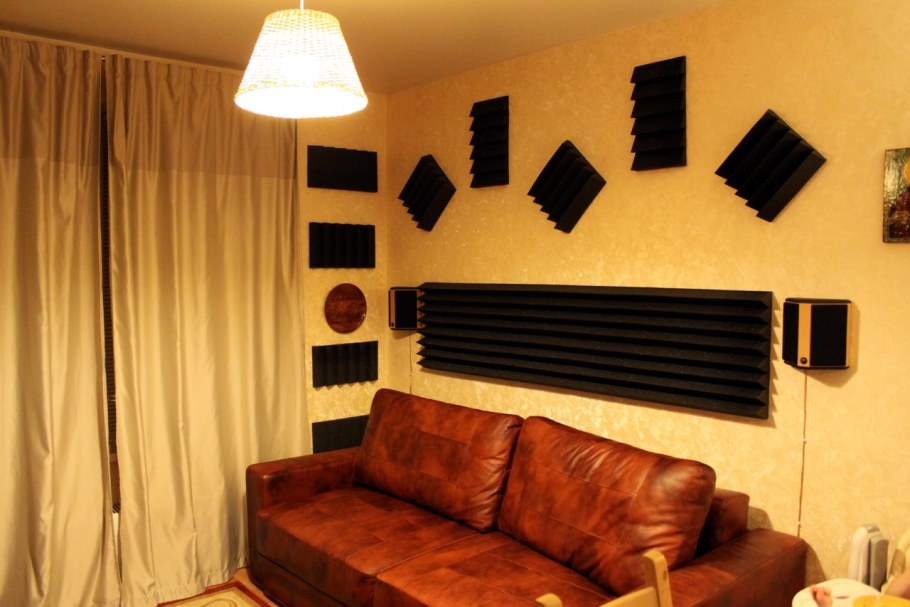 Акустические панели в комнате