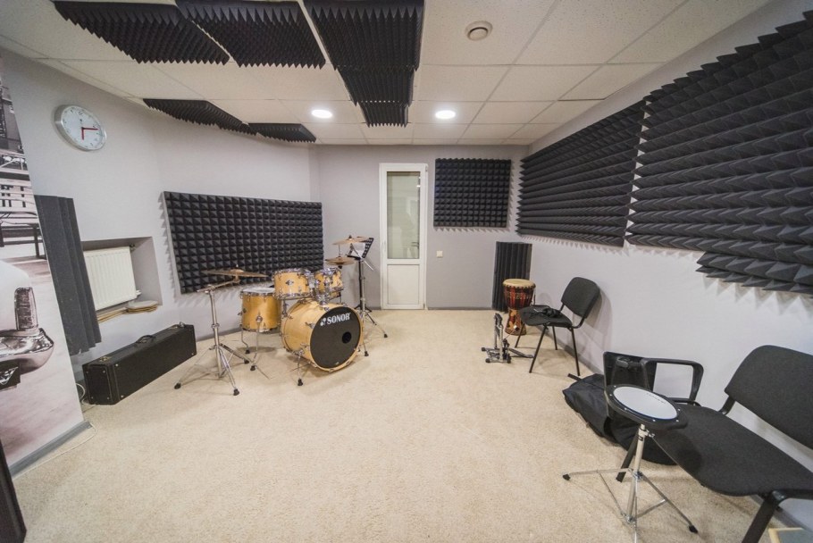 Акустический поролон для студии звукозаписи