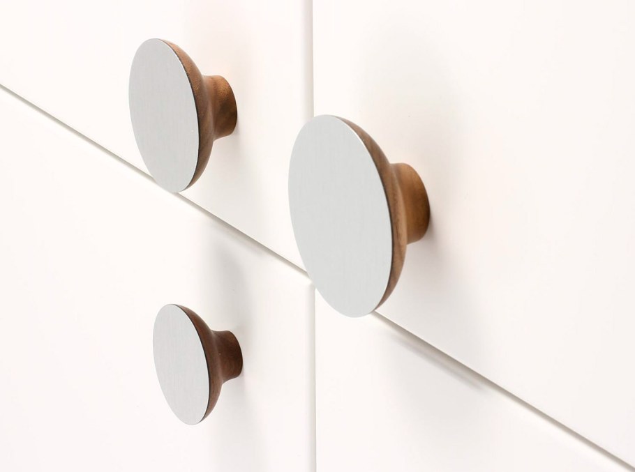 Дизайнерские мебельные ручки