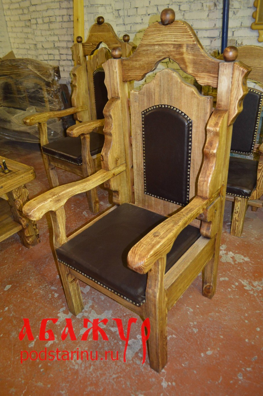 Трон ярла стул резьба