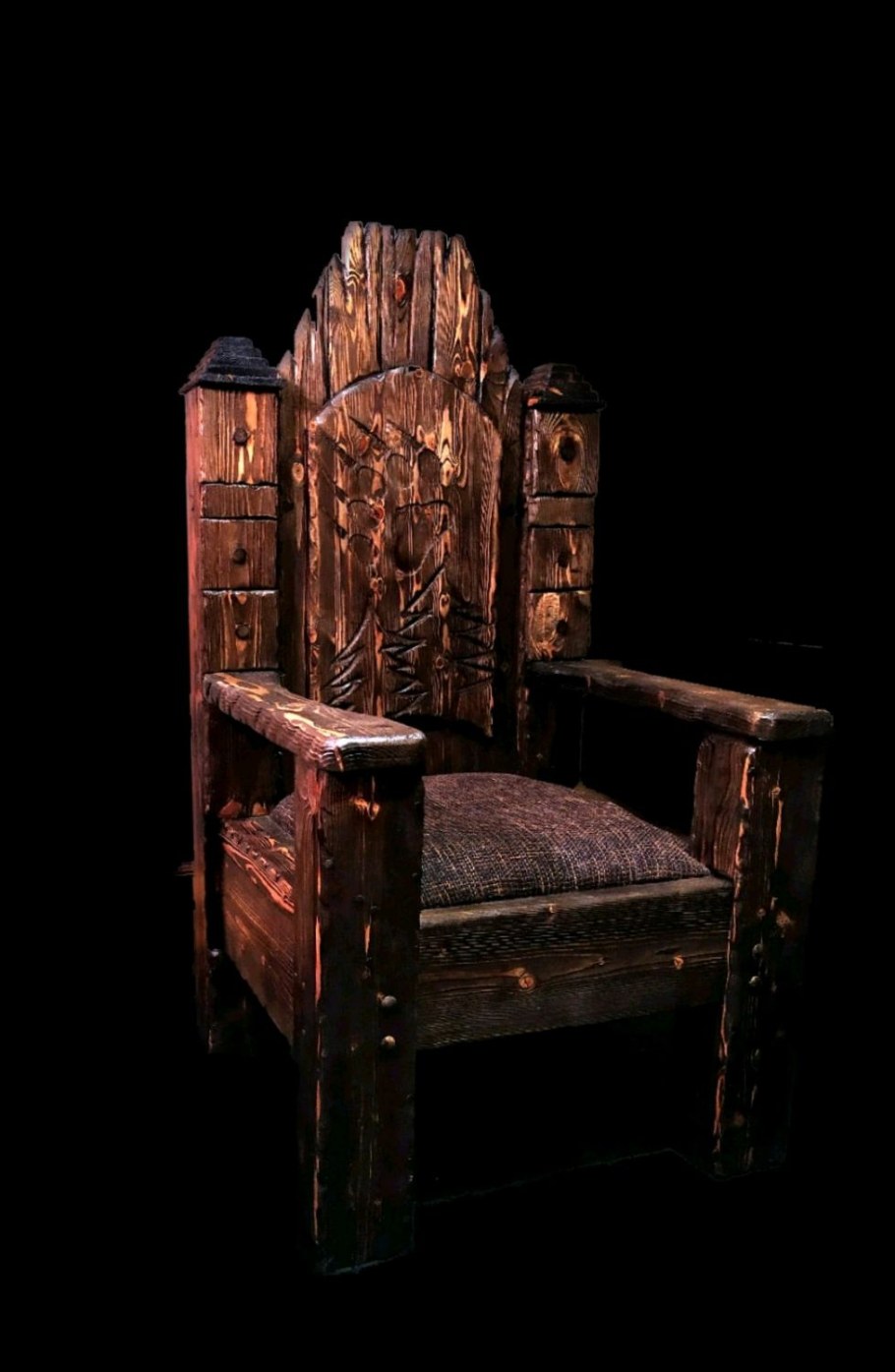 Трон ярла стул резьба