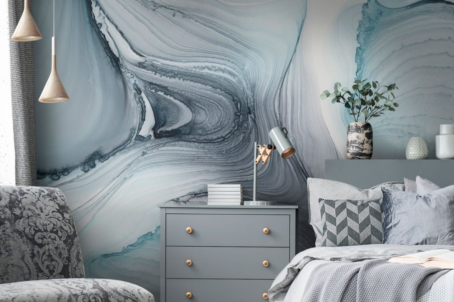 Обои с разводами для стен