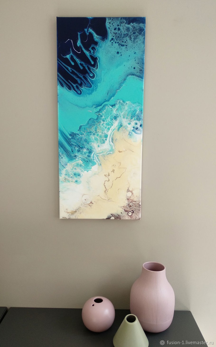 Картины флюид арт в интерьере