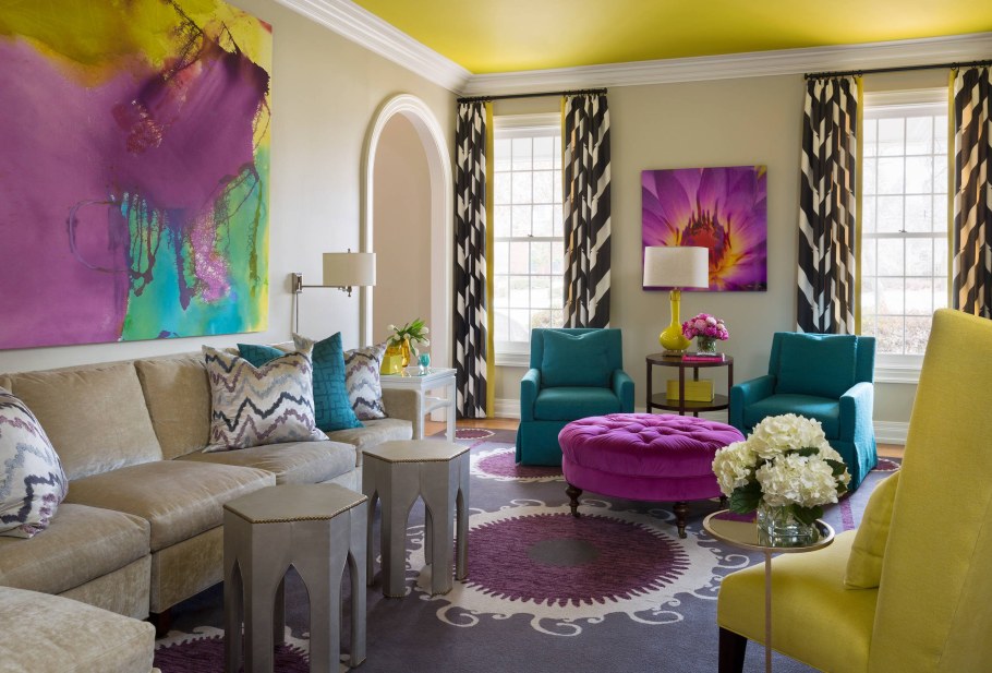 Сочетание желтого и сиреневого в интерьере