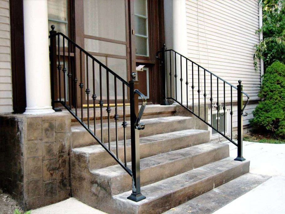 Ограждение крыльца