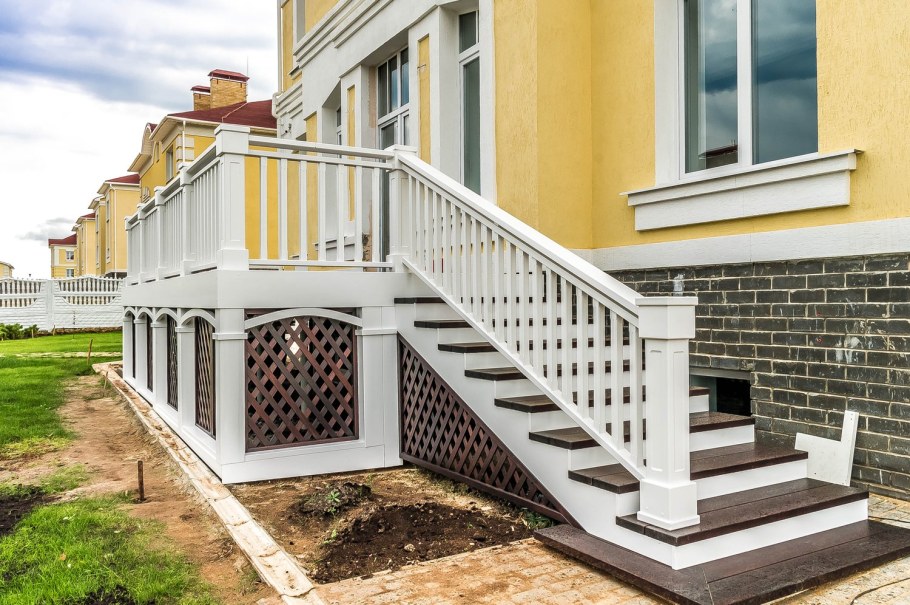 Крыльцо к дому