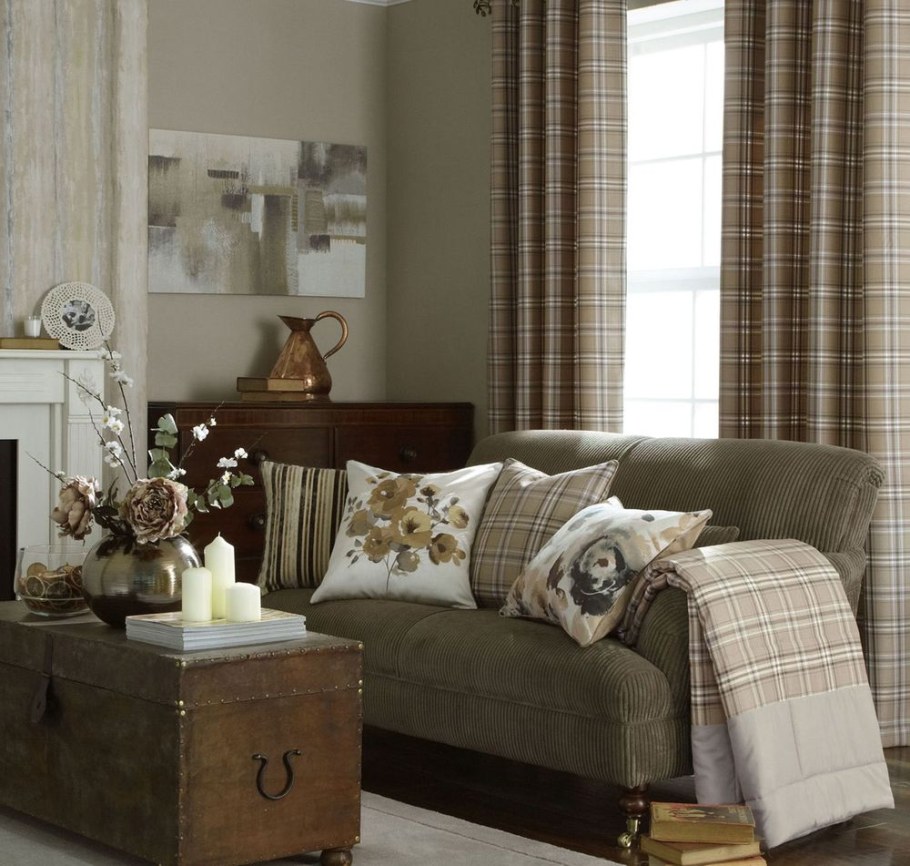 Текстиль в интерьере гостиной