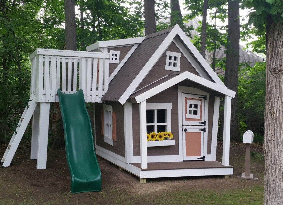 Игровые домики для детей на участке