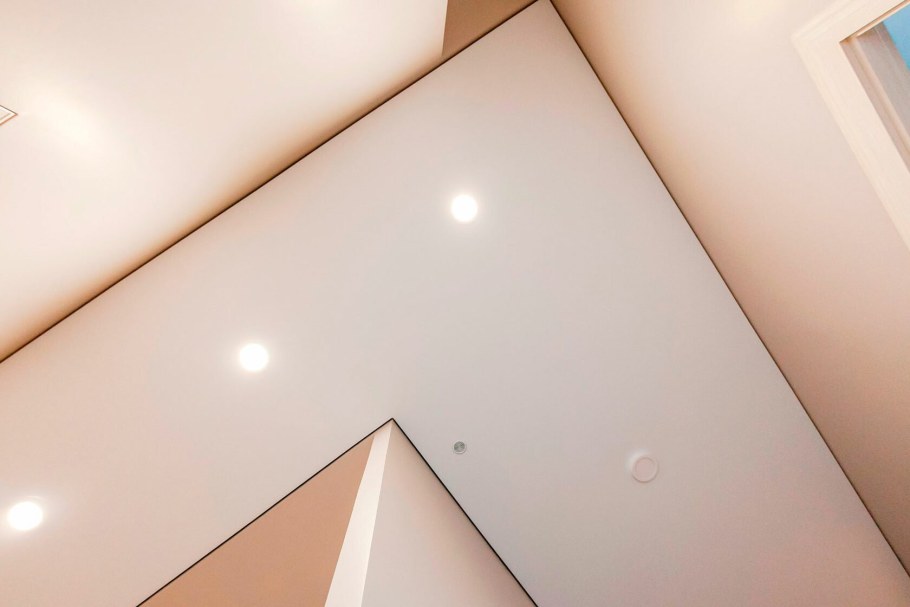 Теневой профиль для натяжных потолков ЕВРОКРААБ