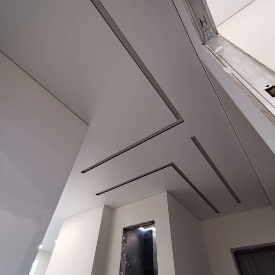 Профиль KRAAB нишевая световая линия Slott