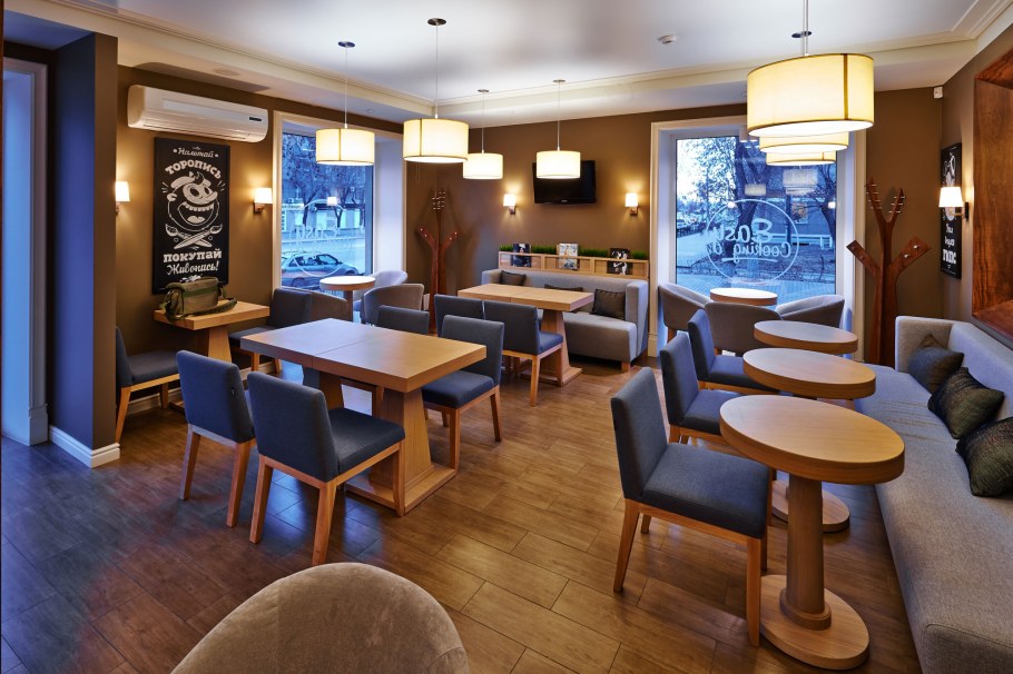 Интерьер кафе пиццерии