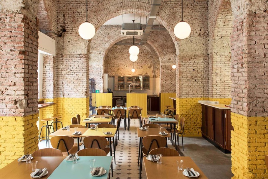 Интерьер пиццерии в итальянском стиле