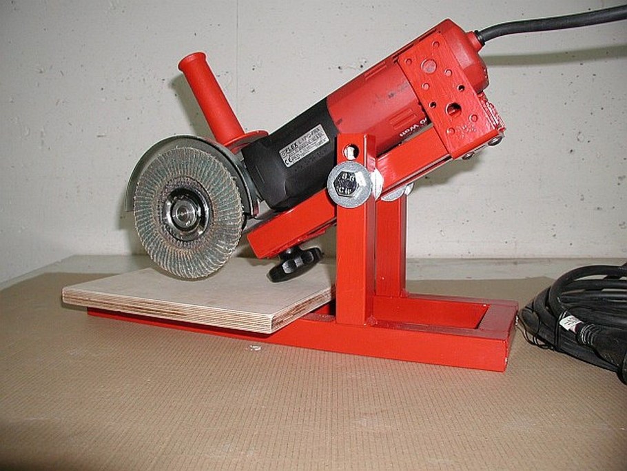 Гриндер Elitech