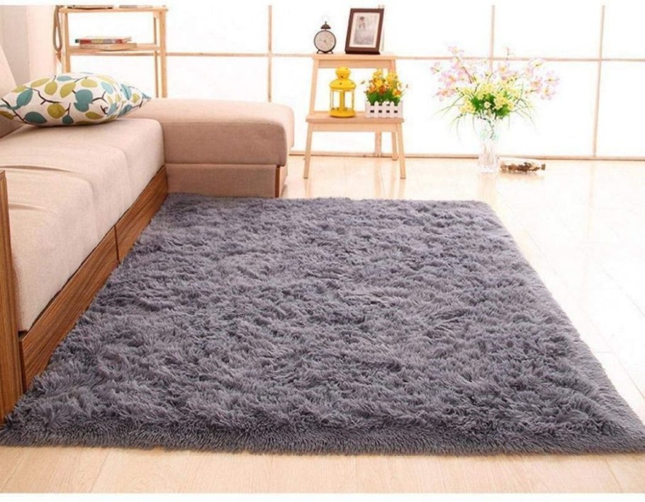 Пушистый ковер