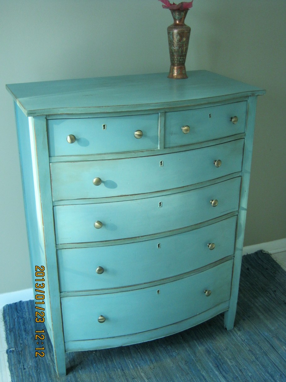 Мебель Прованс перекраска в нежно синий