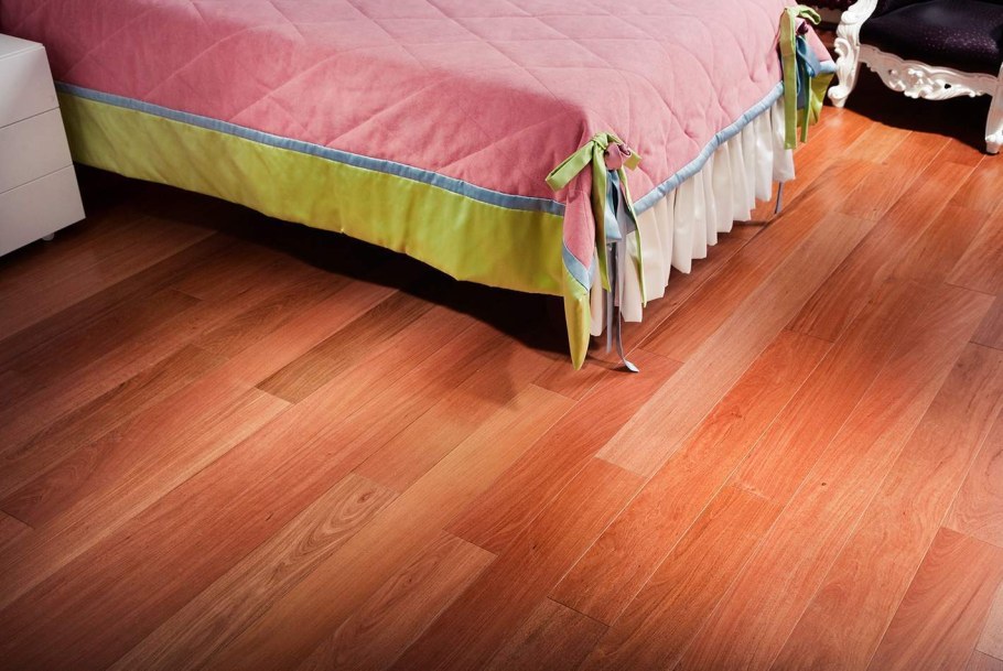 Доска Мербау массивная паркетная в интерьере