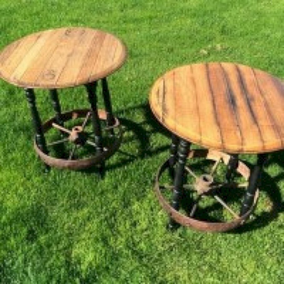 Мебель из катушек от кабеля