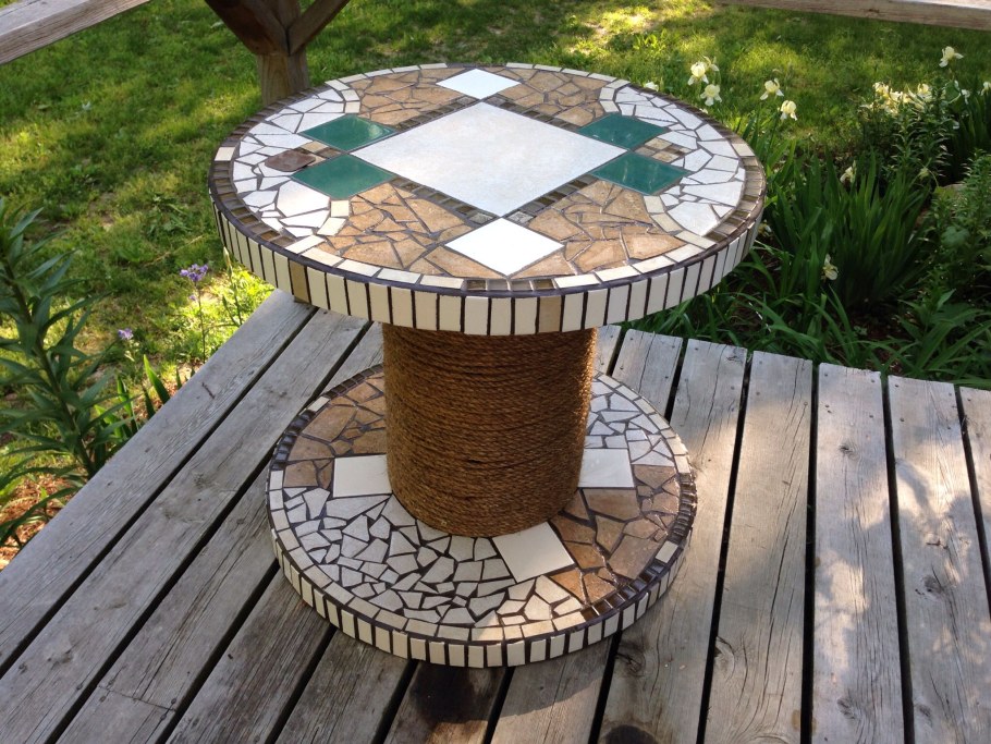 Беседка из катушки для кабеля