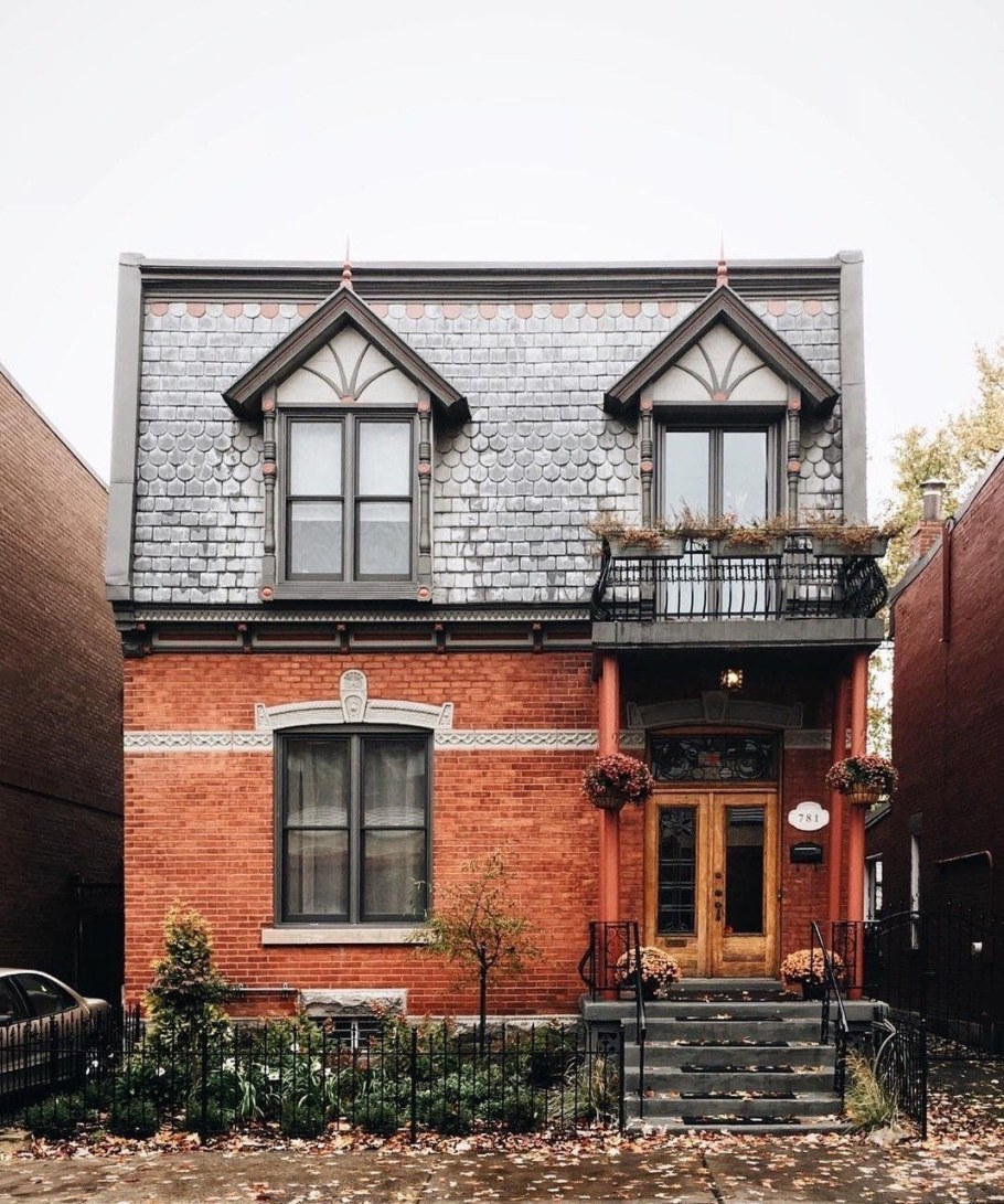 Стиль Тюдор (Tudor Revival Cottage)