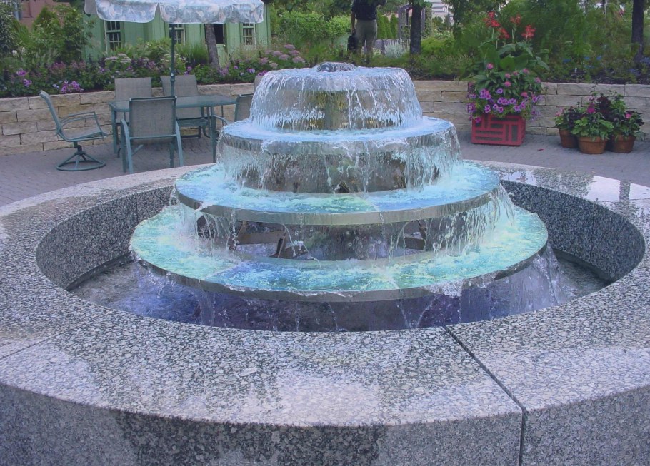 Фонтан "Каскад с гейзерами"