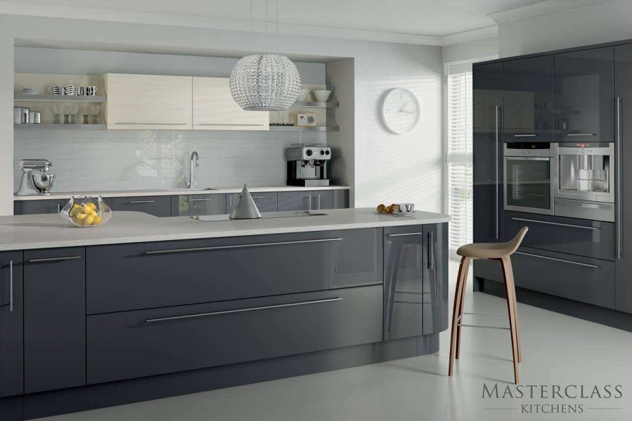 Серый кухонный гарнитур