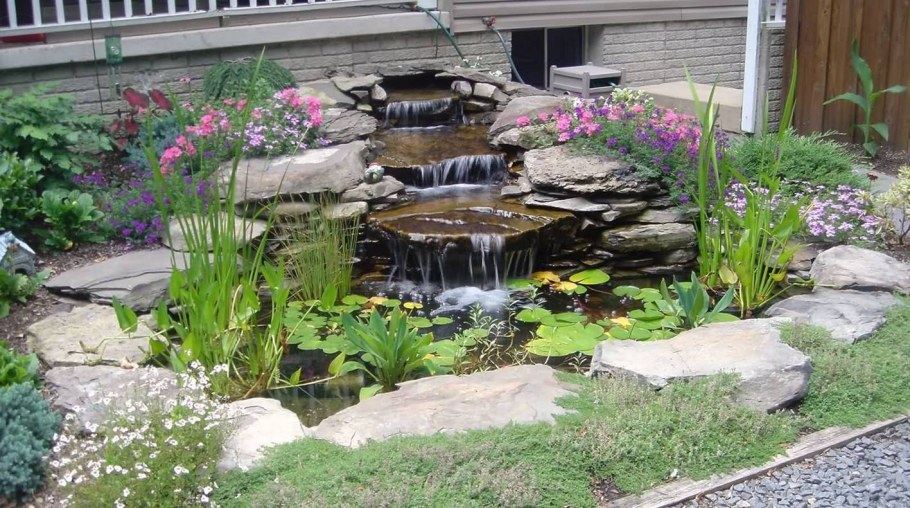 Альпийская горка с прулик ом и водопадом