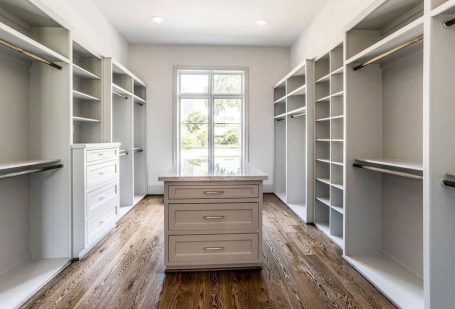 Гардеробная комната