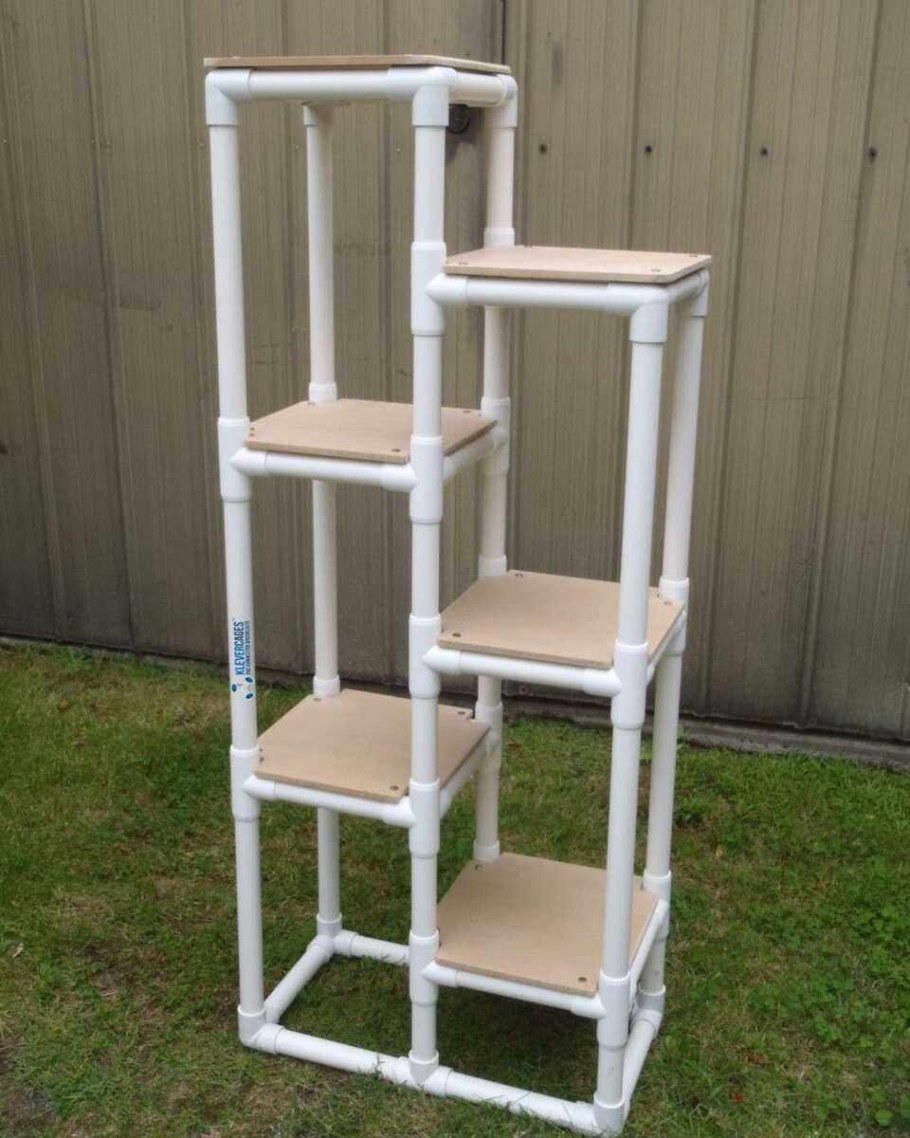 Полка для цветов из ПВХ труб