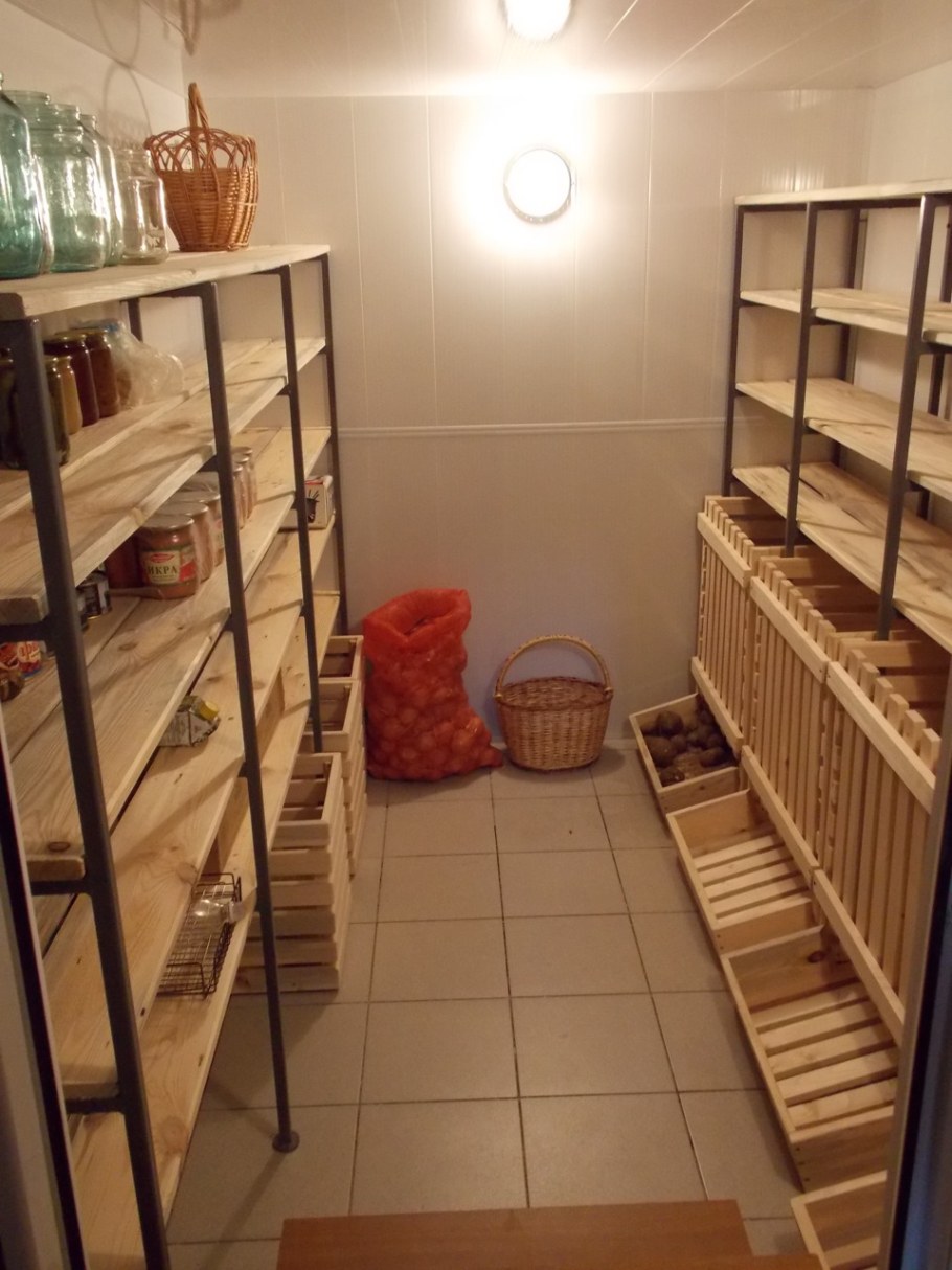 Стеллажи в подвал