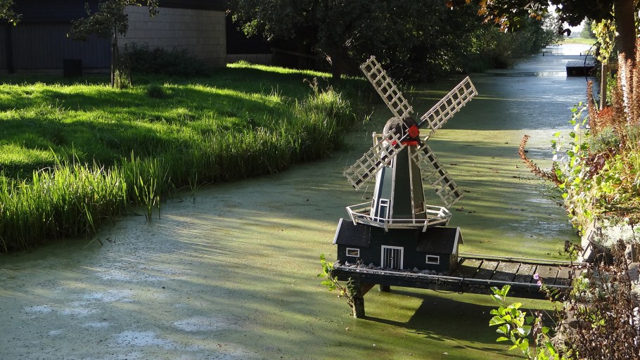 Мельница декоративная для сада