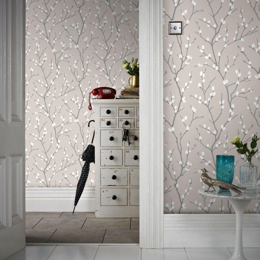 Обои в коридор