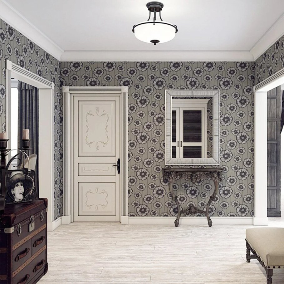 Обои в прихожую