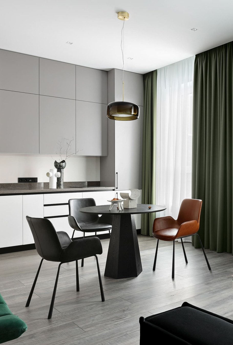 Феррис Рафаули дизайнер